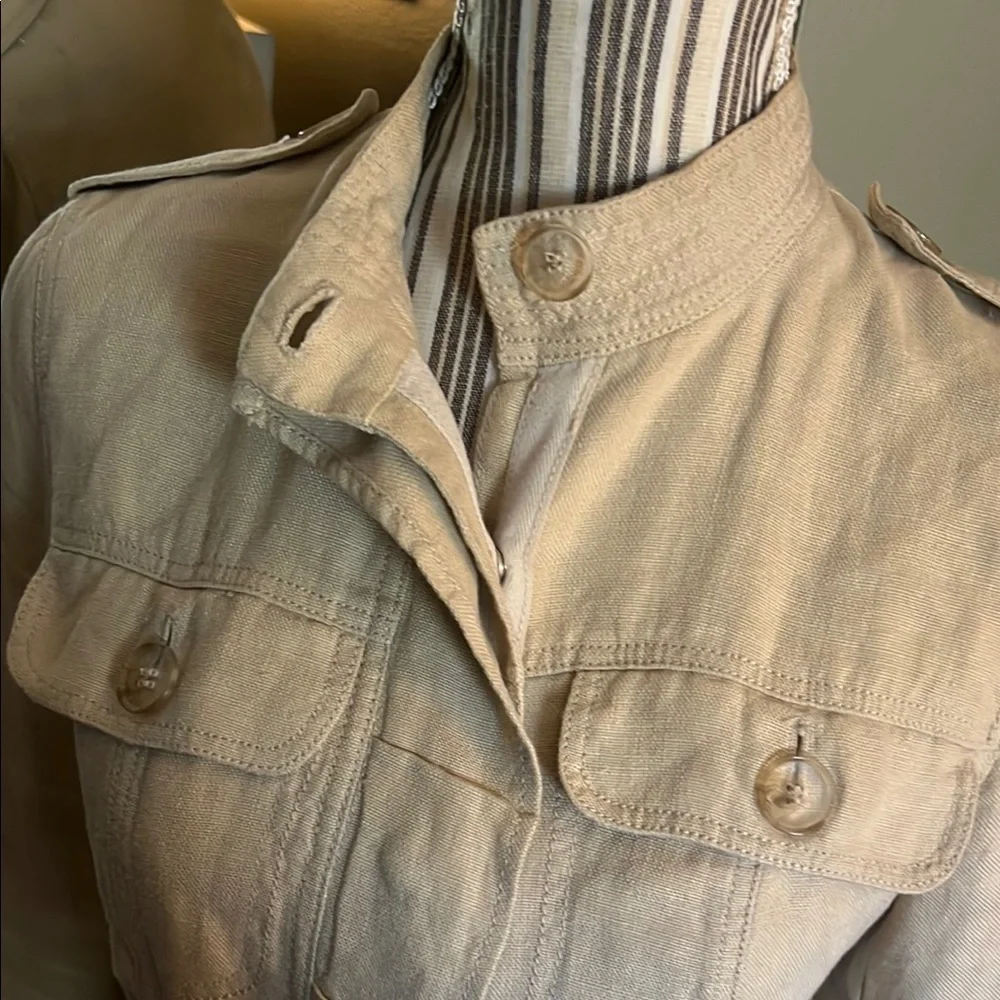 🛑 1 hour sale. MaxMara, size 6, Tan Lightweight Jacket - Picture 6 of 10